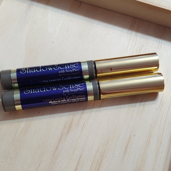 SeneGence Other - Smoked Topaz Creme to Powder Eyeshadow